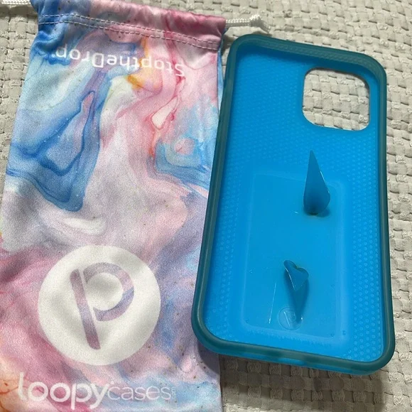 Loopy Case! - Picture 4 of 4